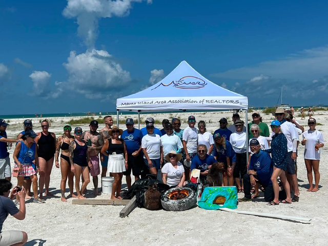 Southwest Florida Realtors Remove Two Tons of Trash in July Clean Up Florida Waters Events